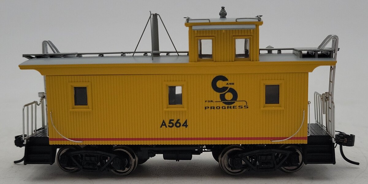Walthers 920-103460 HO Chesapeake & Ohio DM&IR Class G2 Wood Caboose #A564 EX