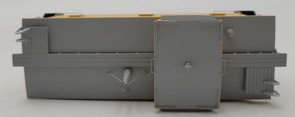 Walthers 920-103460 HO Chesapeake & Ohio DM&IR Class G2 Wood Caboose #A564 EX
