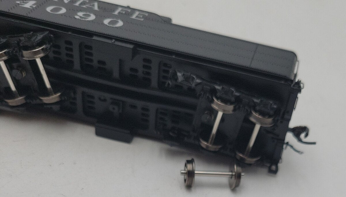 Broadway Limited 4762 HO ATSF 2-8-2 Mikado Steam Locomotive #4090 with DCC/Sound EX/Box