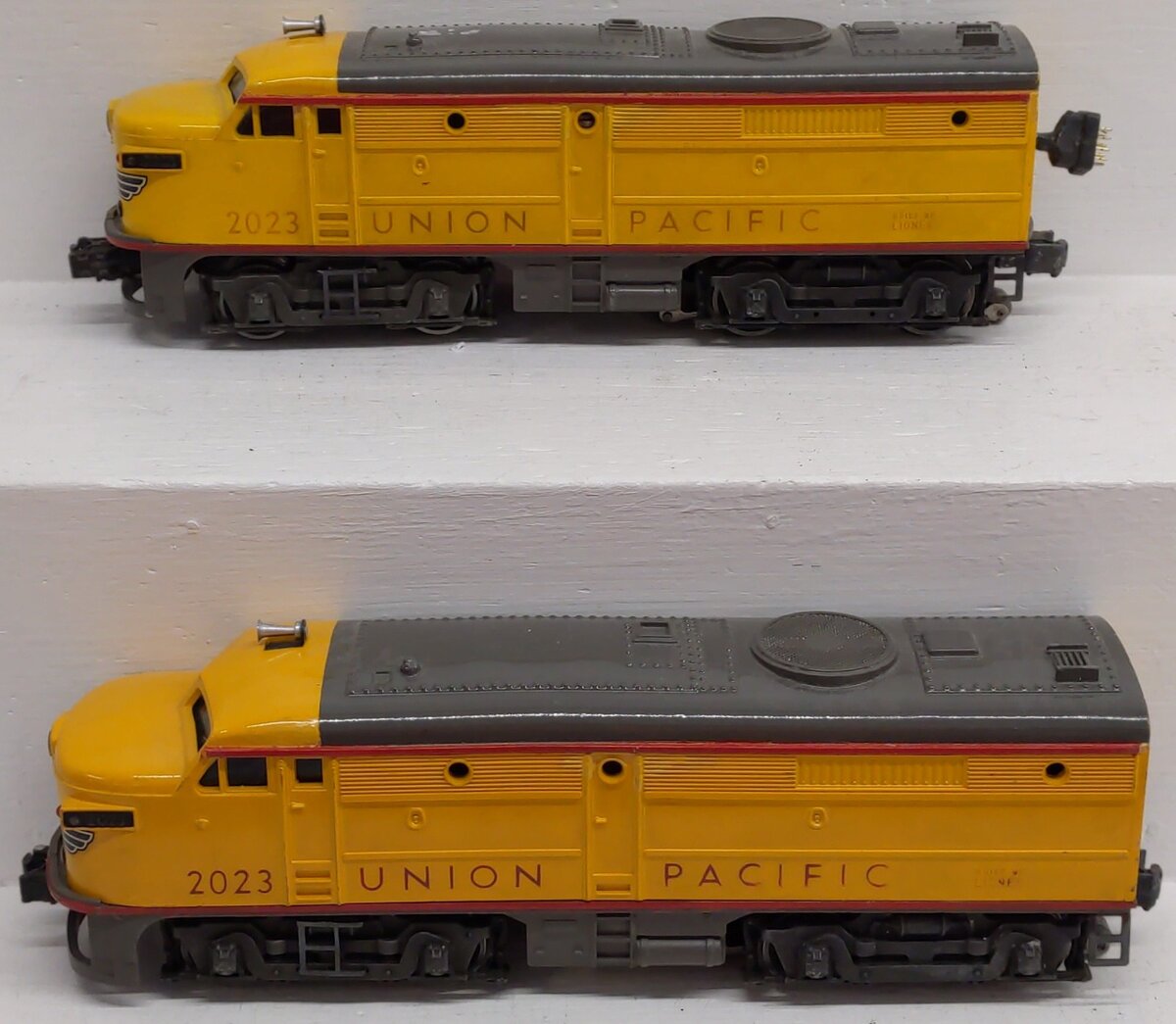 Lionel 2023 Vintage O Gauge Union Pacific Alco AA Diesel Locomotive Set VG