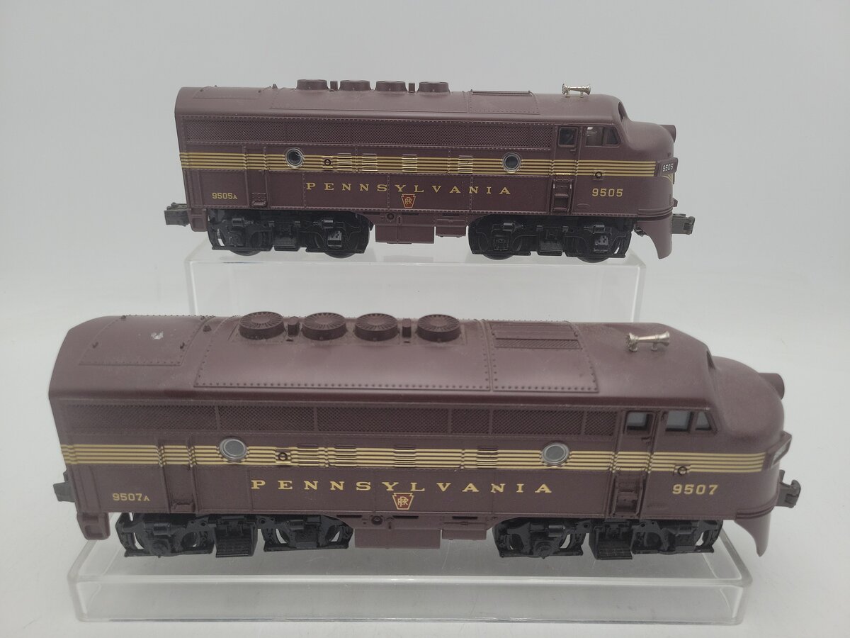 MTH 30-2130-0 O Gauge Pennsylvania F3 AA Diesel Engine Set with Horn #9505/9507 VG