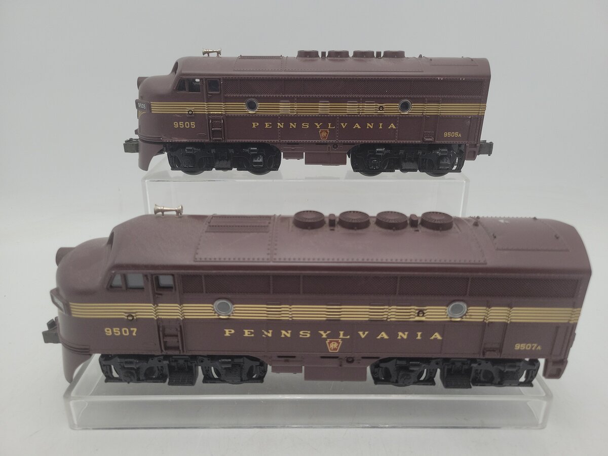 MTH 30-2130-0 O Gauge Pennsylvania F3 AA Diesel Engine Set with Horn #9505/9507 VG