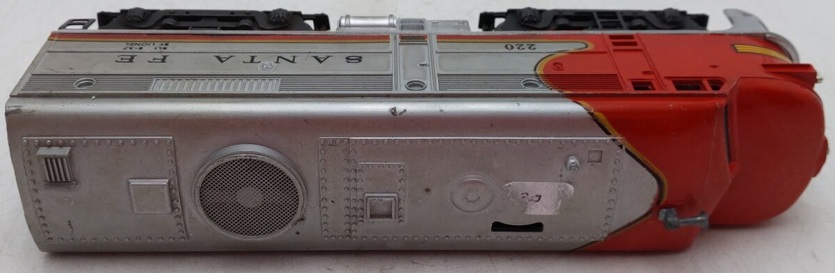Lionel 220 Vintage O Santa Fe Powered Diesel Locomotive VG