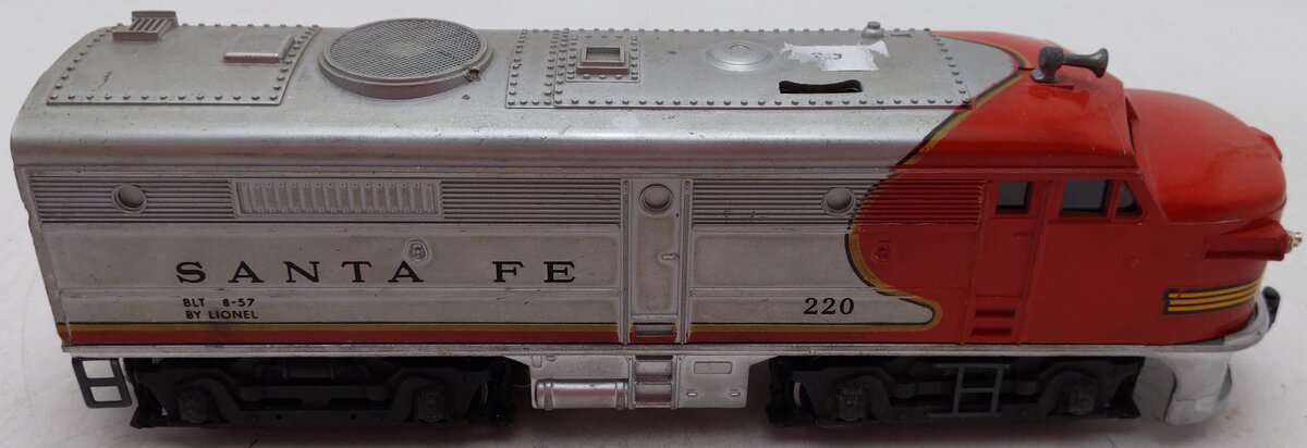 Lionel 220 Vintage O Santa Fe Powered Diesel Locomotive VG