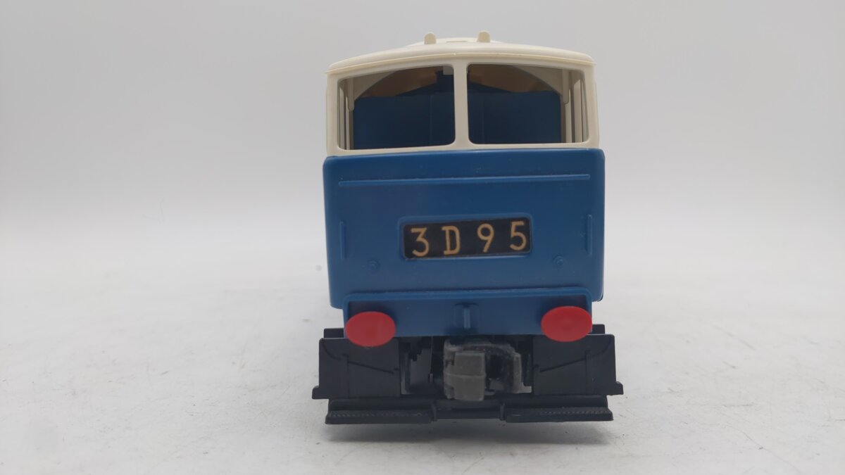 Lionel O Gauge Blue Flier Diesel Locomotive #3D95