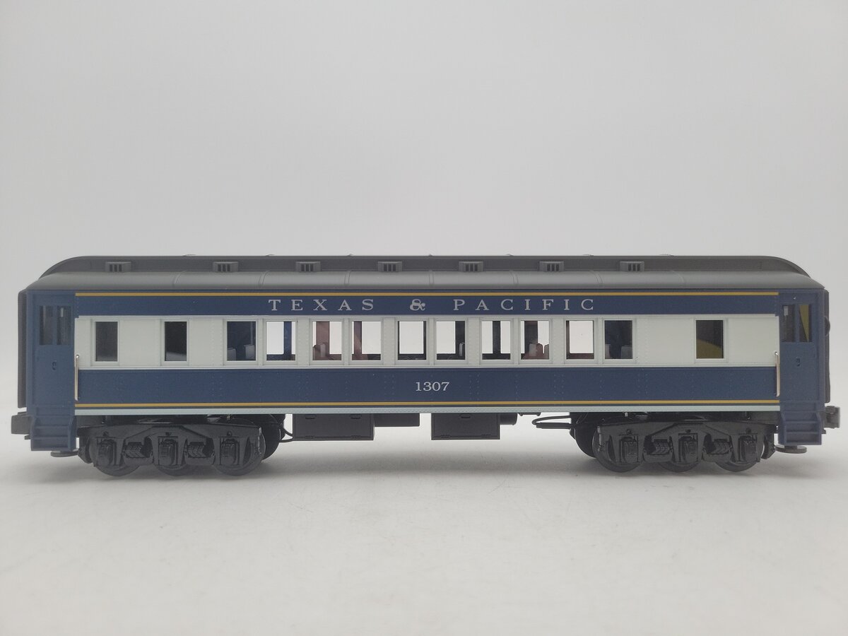 MTH 30-6222 O Gauge Texas & Pacific Madison Passenger Car #1307 EX/Box