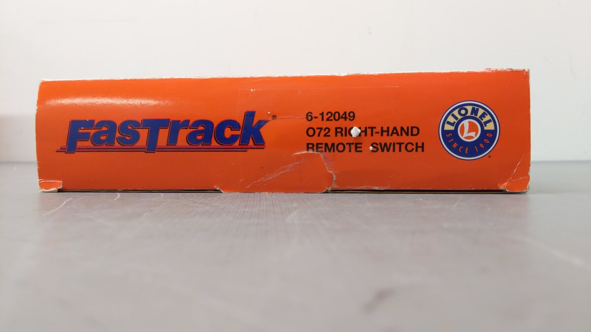 Lionel 6-12049 O72 Right Hand Remote-Control FasTrack Switch Turnout EX/Box
