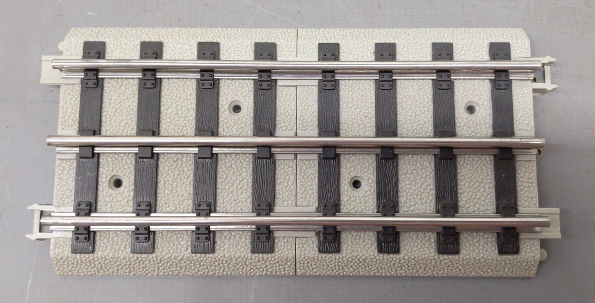 MTH Assorted Standard Gauge Realtrax Straight/Curved Tracks w/ Lock-on [19] EX