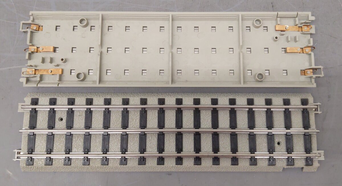 MTH Assorted Standard Gauge Realtrax Straight/Curved Tracks w/ Lock-on [19] EX