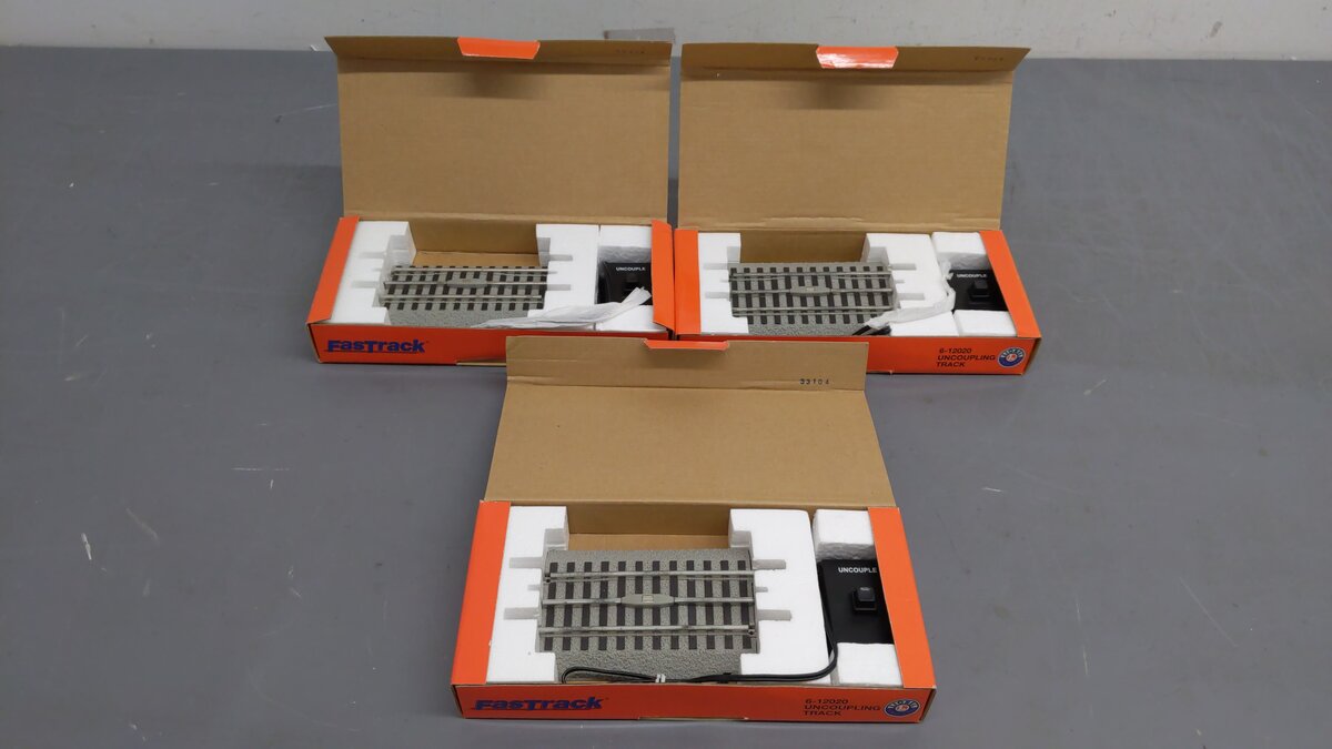 Lionel 6-12020 O FasTrack Uncoupling Track [3] EX/Box