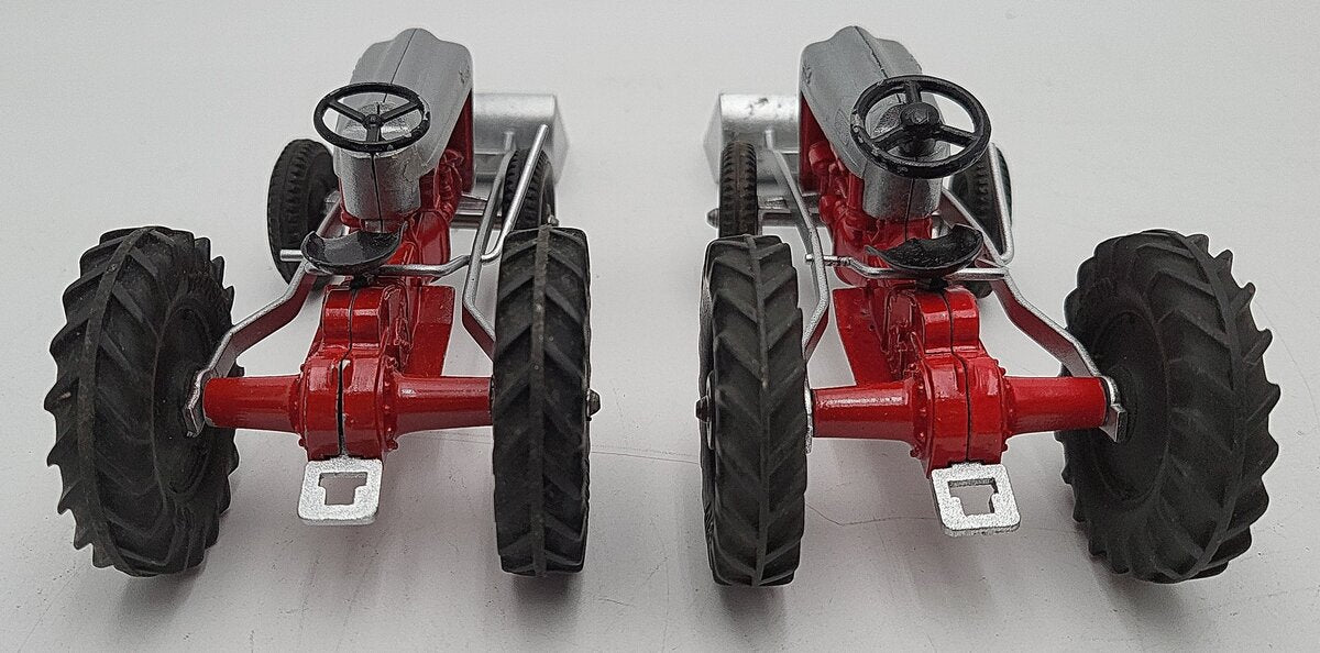 Tootsietoy 1:32 389 Ford Red Tractor w/ Scoop [2] EX