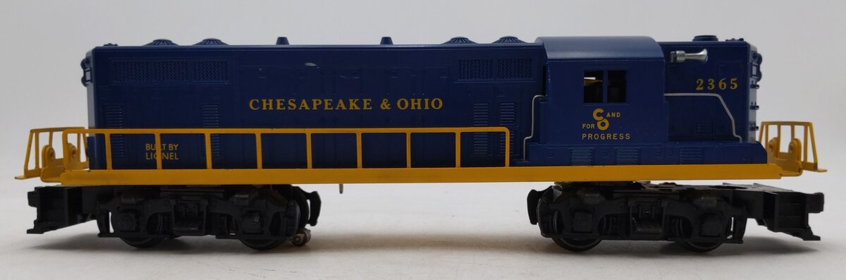 Lionel 2365 Vintage O Chesapeake & Ohio GP-7 Powered Diesel Locomotive EX/Box