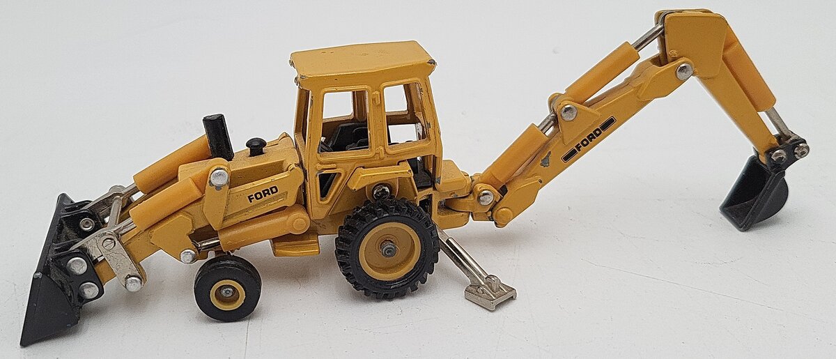 Ertl 885 1:64 Diecast Ford Tractor Loader Backhoe EX