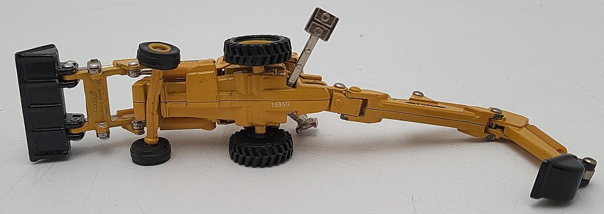 Ertl 885 1:64 Diecast Ford Tractor Loader Backhoe EX