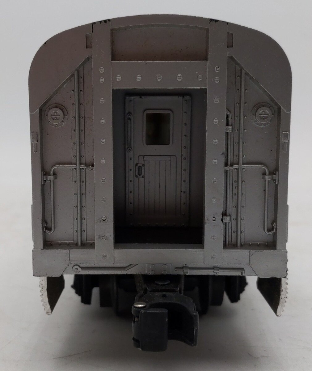 Lionel 2551 Vintage O Canadian Pacific Banff Park Aluminum Observation Car VG