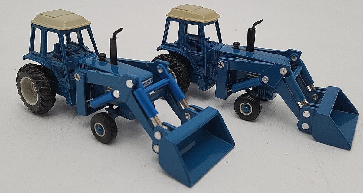 Ertl 828 1:64 Blue Vintage 1986 Ford TW-35 Tractor With Front End Loader [2] EX