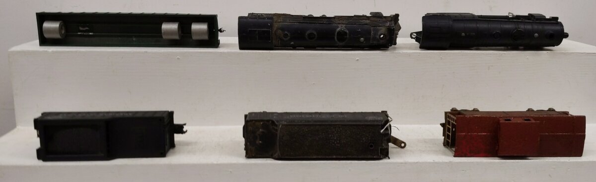 American Flyer & other Assorted S scale Locomotives & Freight Cars [6] VG