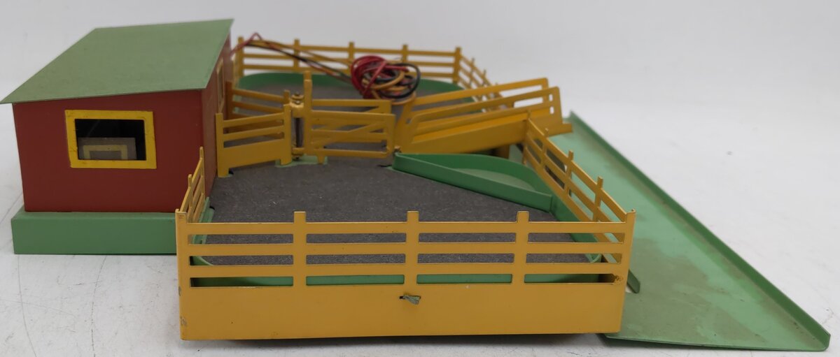 American Flyer 771 Vintage S Operating Cattle Stockyard VG