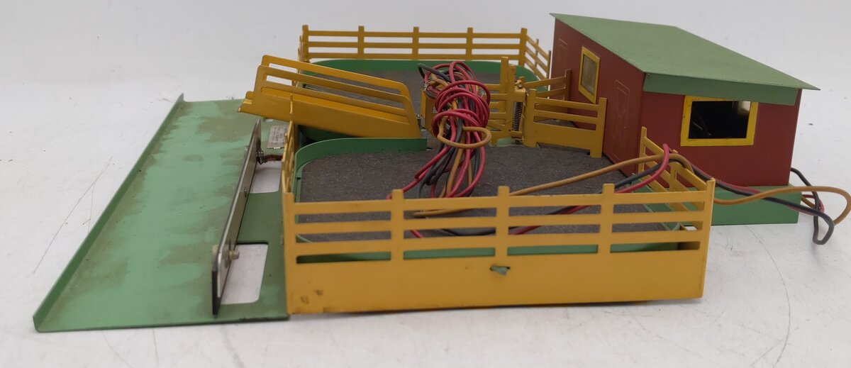American Flyer 771 Vintage S Operating Cattle Stockyard VG