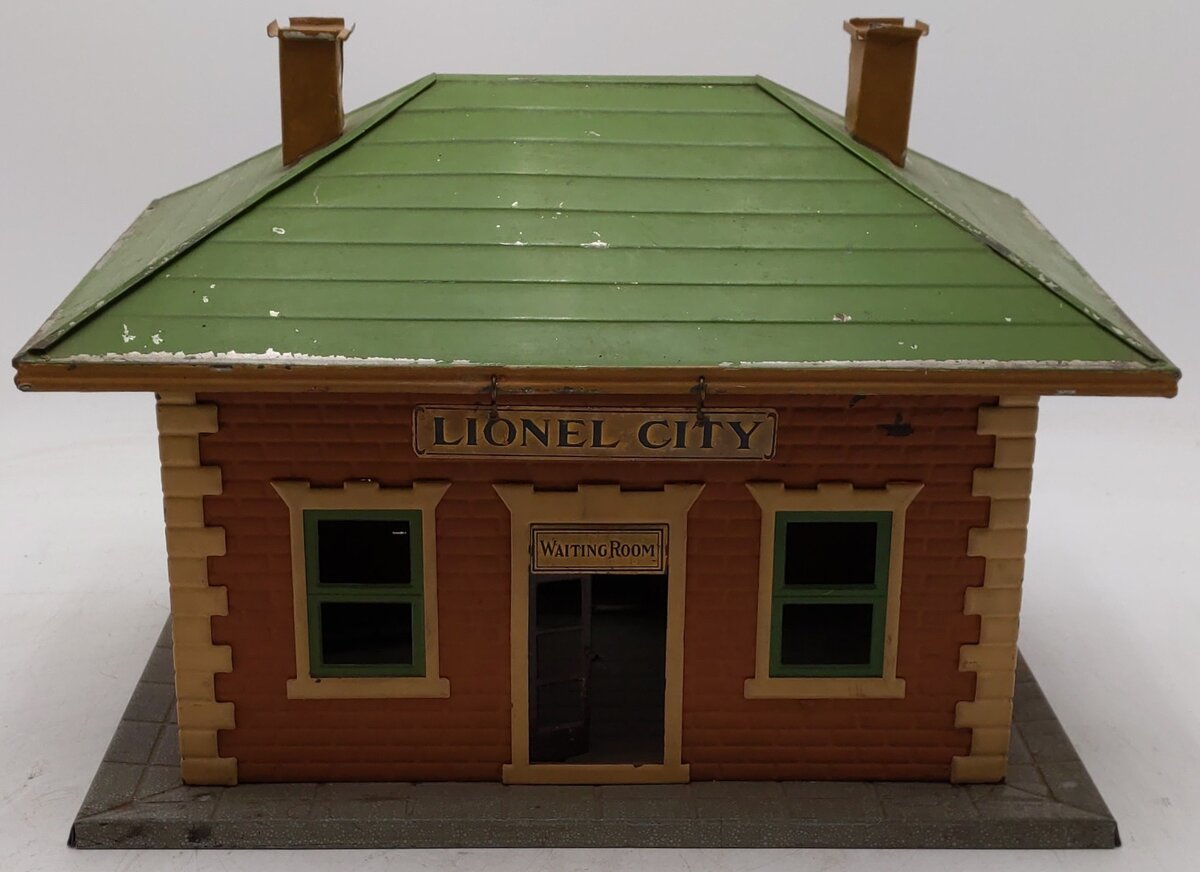 Lionel 124 Vintage Standard Gauge Lionel City Tinplate Station w/ Lights