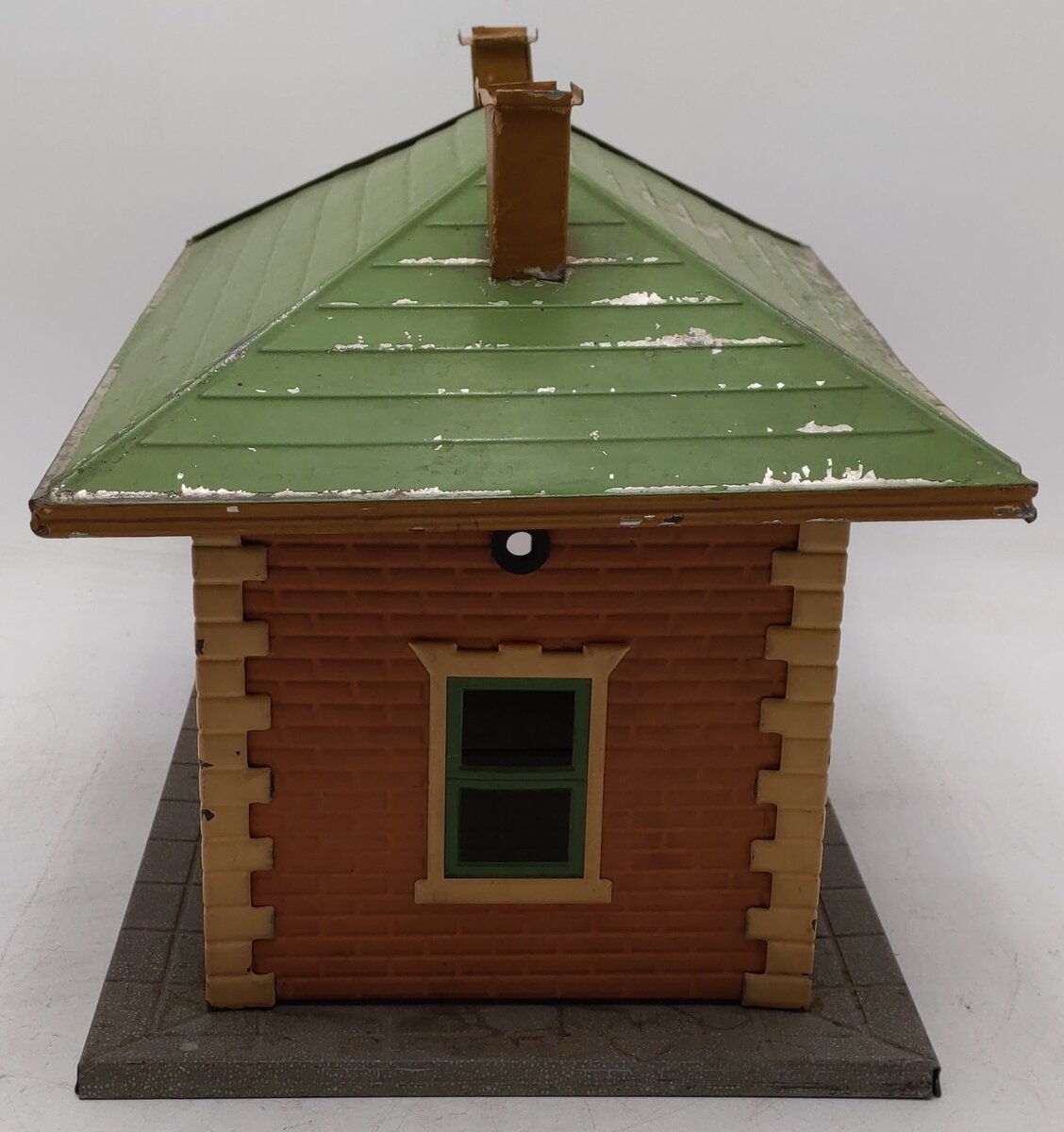 Lionel 124 Vintage Standard Gauge Lionel City Tinplate Station w/ Lights