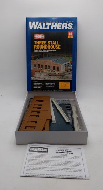 Walthers 933-3041 HO Scale Three Stall Roundhouse Building Kit LN/Box