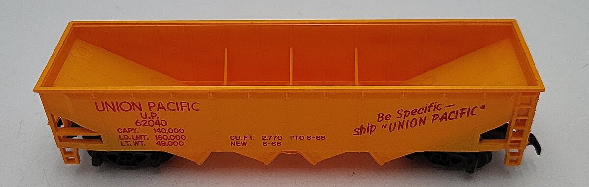 Tyco 62040 Union Pacific 4 Bay Hopper #62040 EX