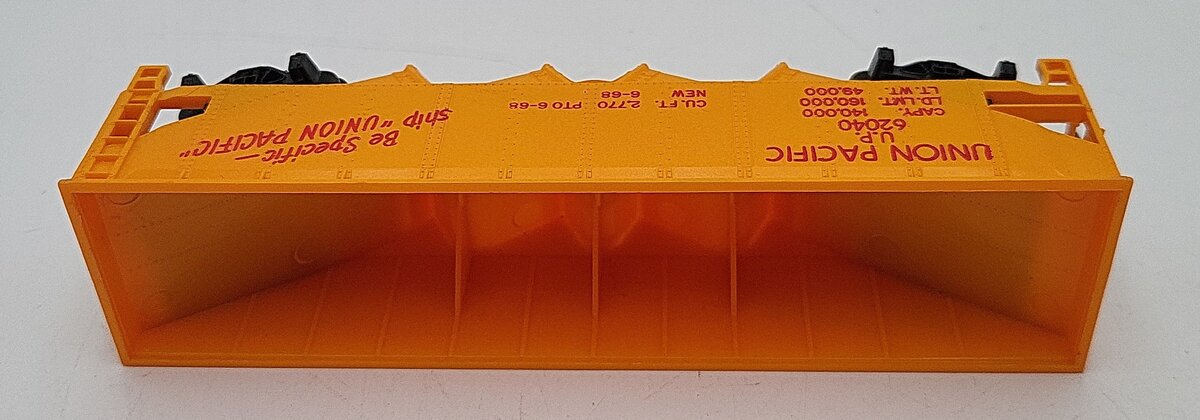 Tyco 62040 Union Pacific 4 Bay Hopper #62040 EX