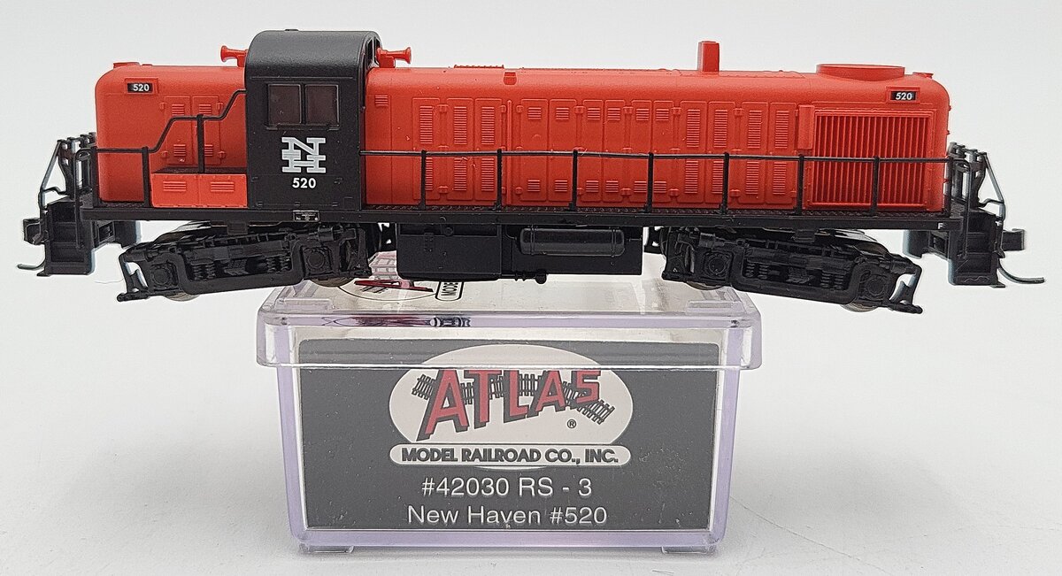 Atlas 42030 New Haven RS-3 Locomotive #520 LN/Box