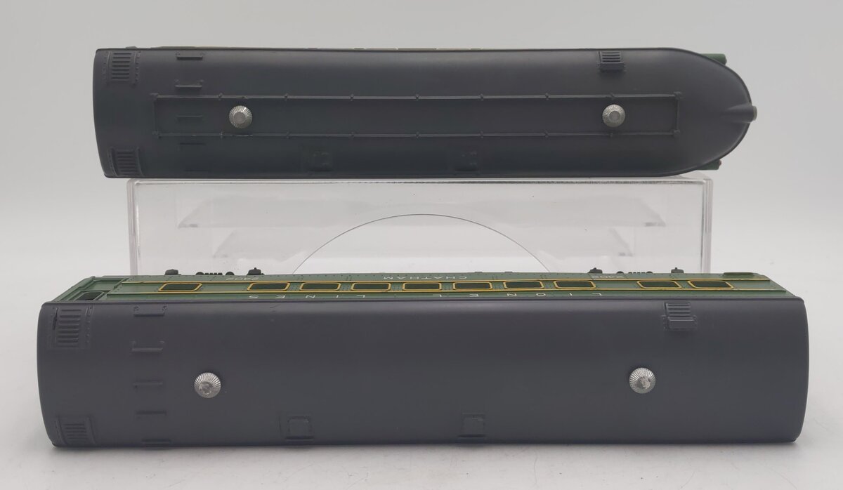 Lionel Vintage O Lionel Lines Passenger Cars #2401, 2402 [2] EX
