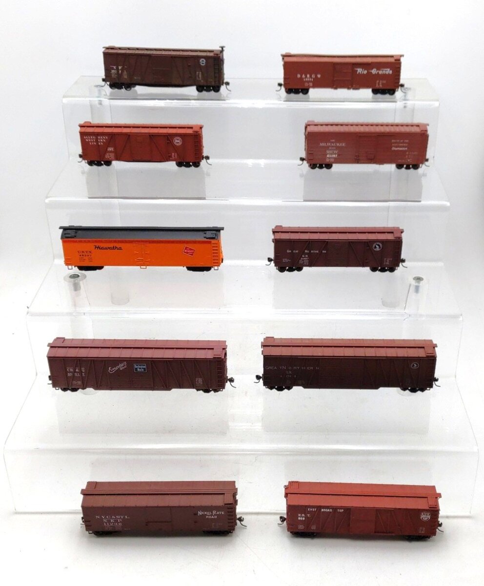 Accurail & Other HO Scale Assorted Freight Cars [10] EX