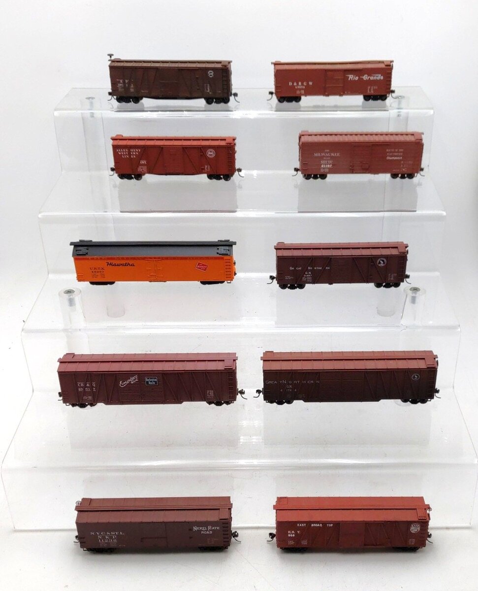 Accurail & Other HO Scale Assorted Freight Cars [10] EX