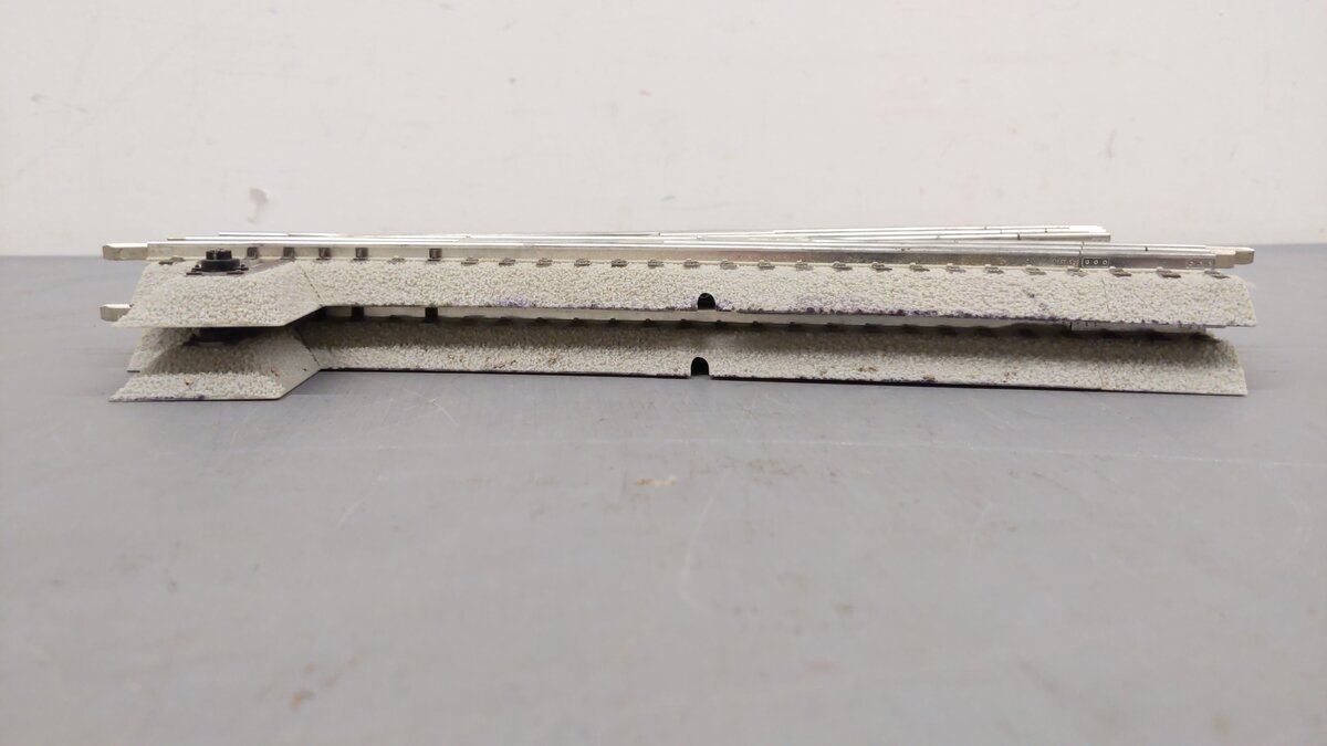 Lionel 6-12047 O-72 Remote-Control FasTrack Wye Switch Turnout [2] EX