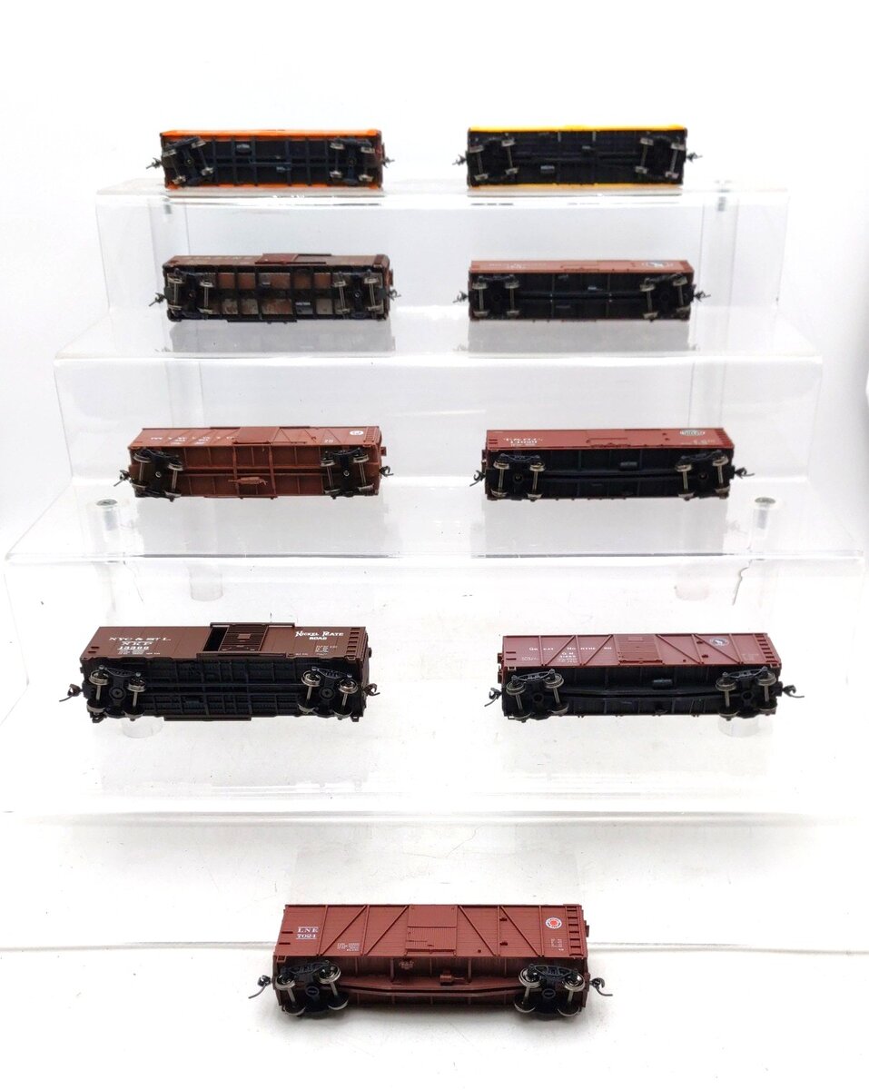 Accurail & Other HO Scale Assorted Freight Cars [9] VG