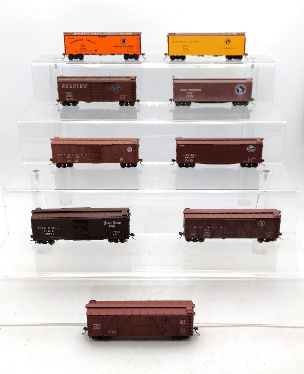 Accurail & Other HO Scale Assorted Freight Cars [9] VG