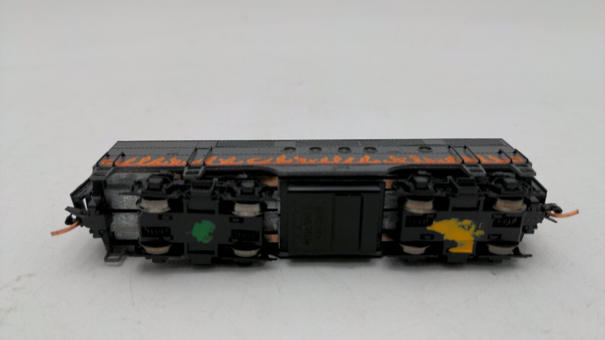 Micro-Trains 98702521 N Scale Smokey Bear Forest Fire Prevention Diesel Loco VG/Box