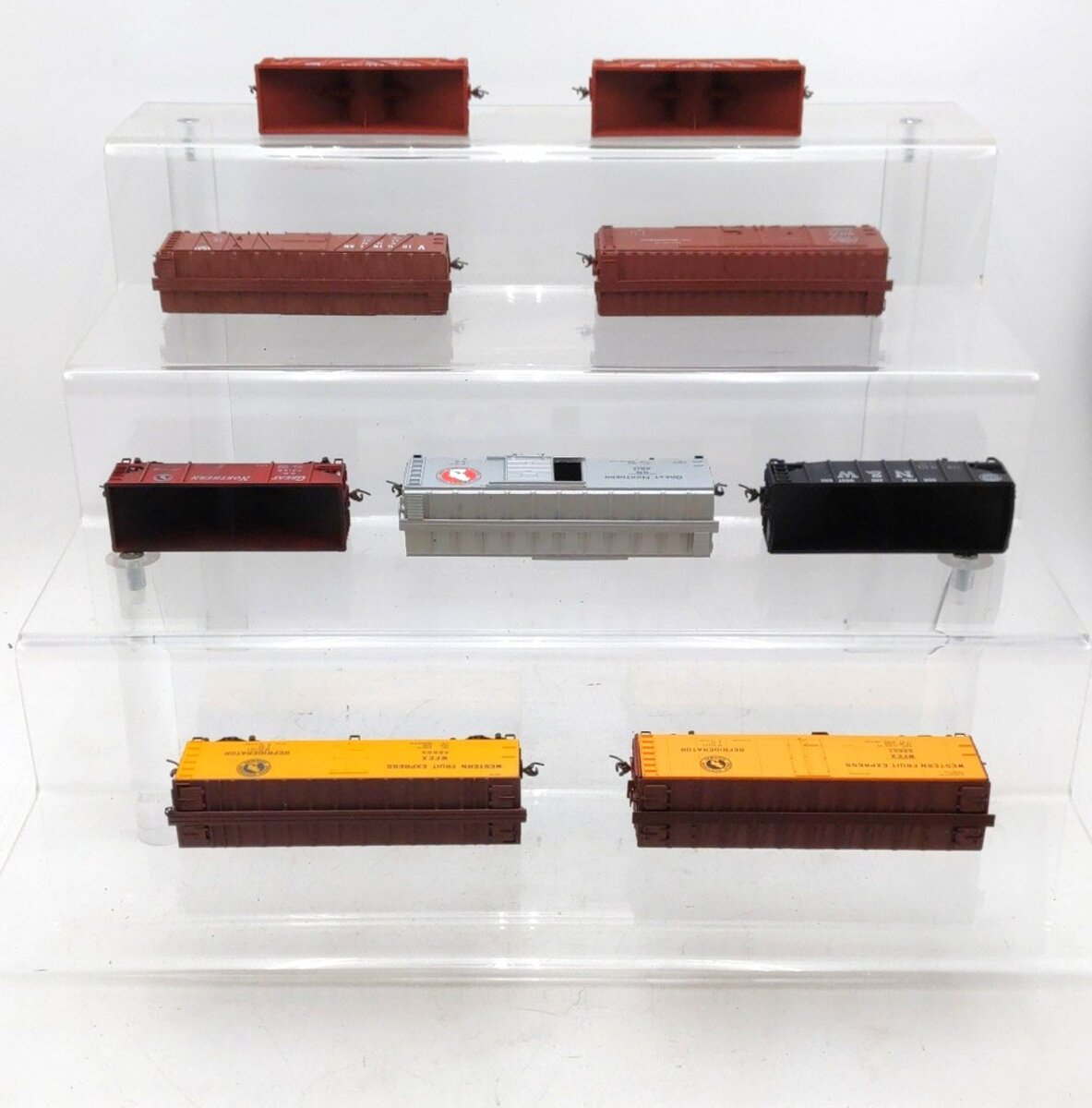 Accurail & Other HO Scale Assorted Freight Cars [10] EX