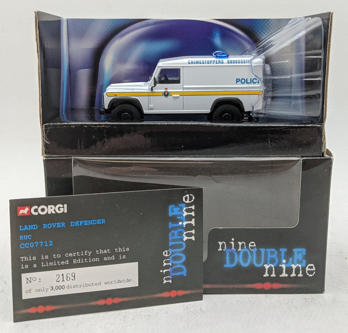Corgi CC07712 1:43 Die-Cast Land Rover Defender NIB