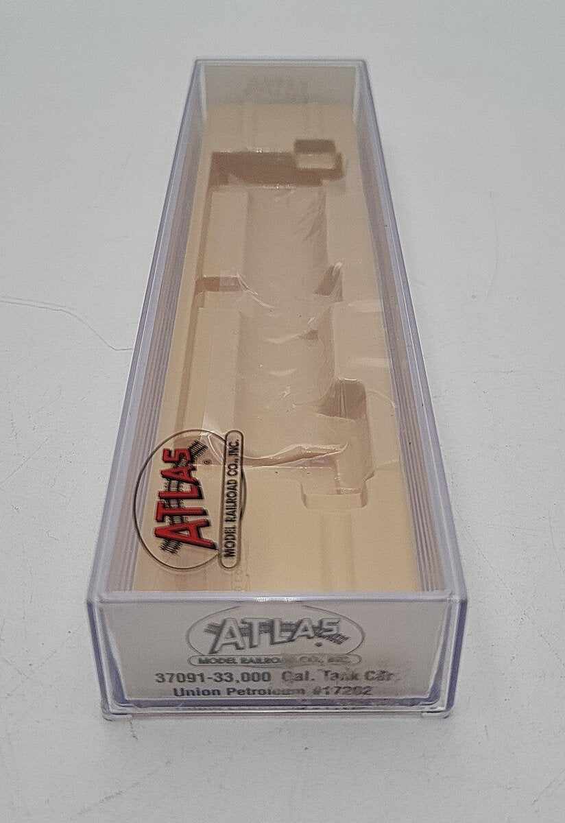 Atlas 37091 N Scale United Petroleum Gas Tank Car #17202 LN/Box