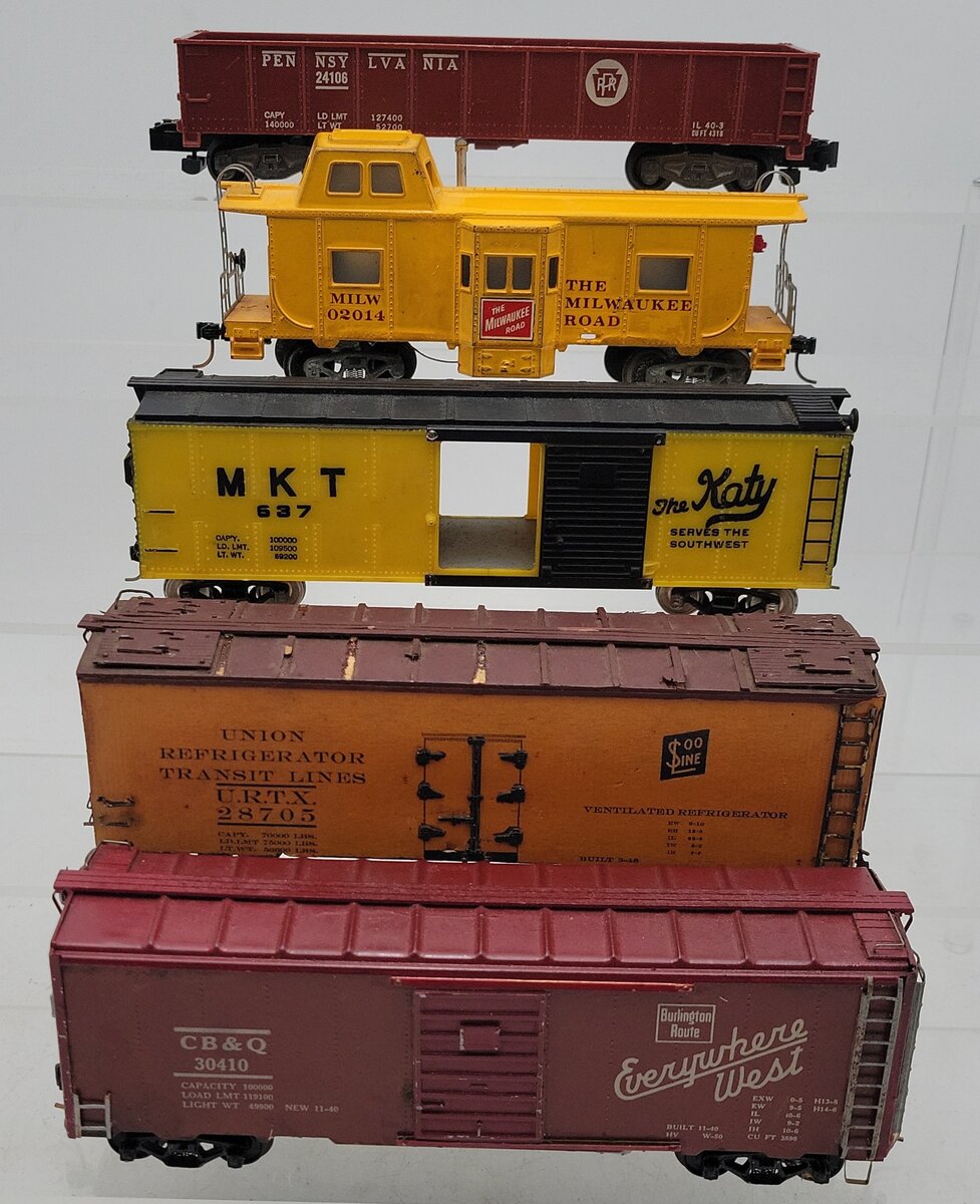 American Flyer Assorted S Vintage Freight Cars #28705,303410,637,24106 [5] VG