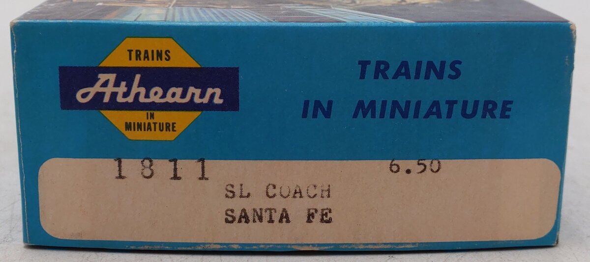 Athearn 1811 HO Scale Santa Fe Streamlined Coach Car #3150 VG/Box