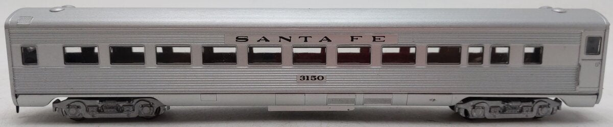 Athearn 1811 HO Scale Santa Fe Streamlined Coach Car #3150 VG/Box