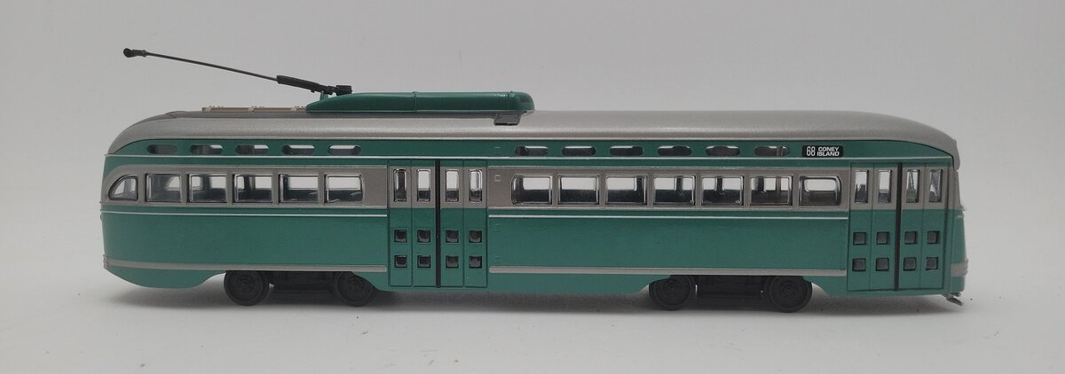 Corgi US55023 1:50 Scale Coney Island PCC Streetcar #1080 EX
