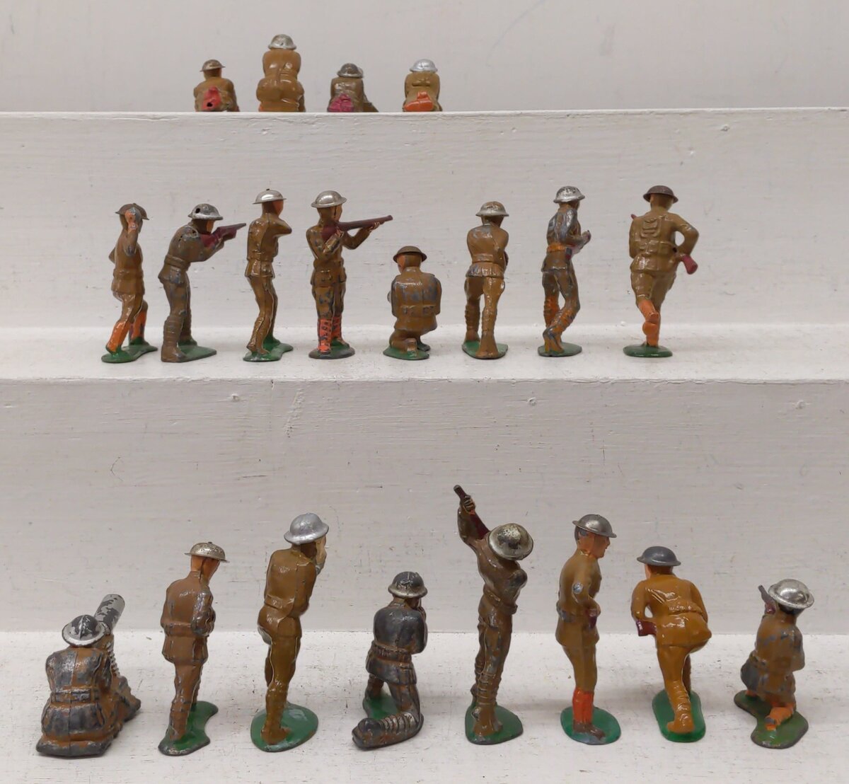 Vintage Lead Army Figurines [20] VG