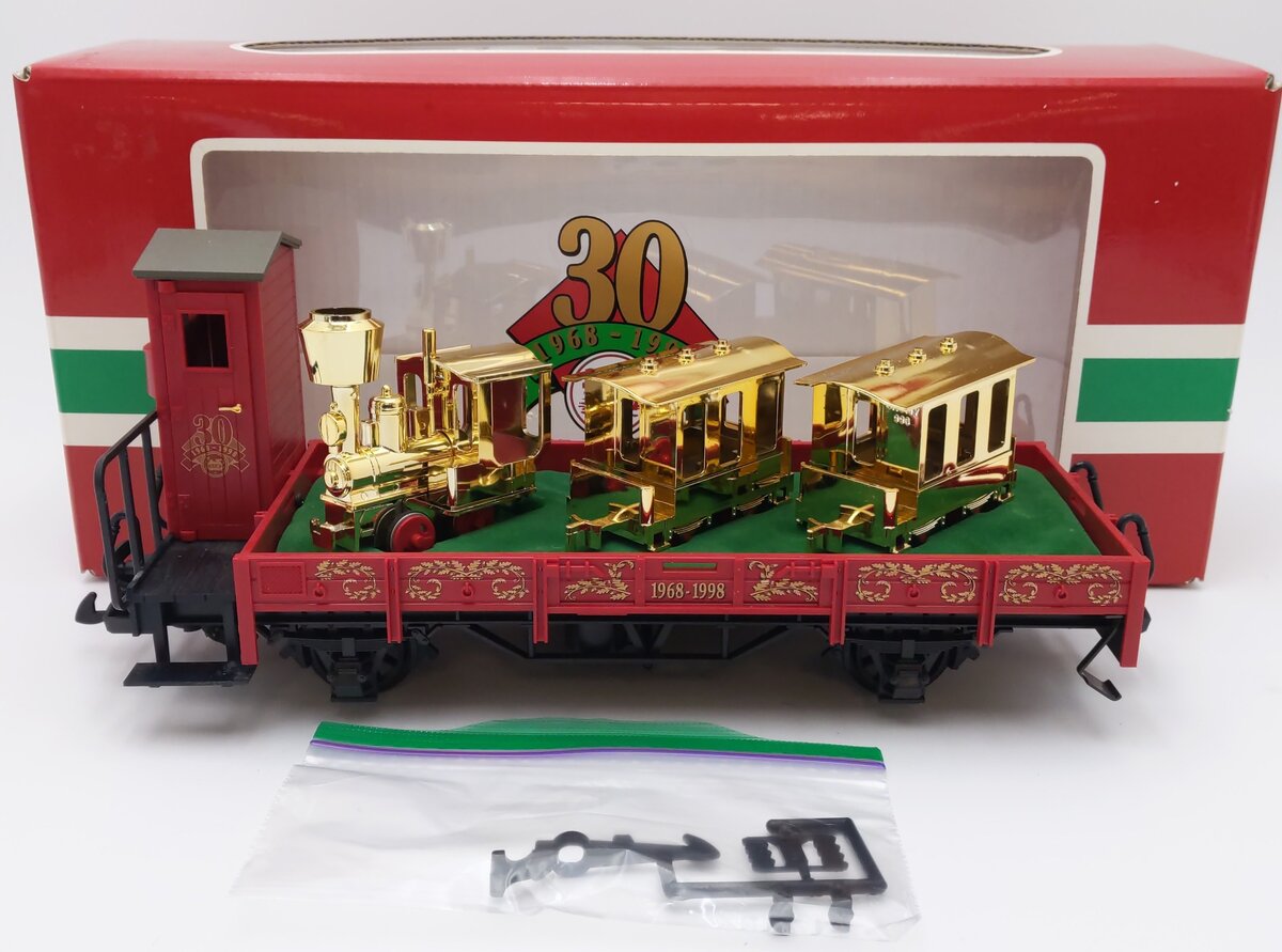 LGB 41124 G Scale 30th Anniversary Flatcar with Gold Train Set EX/Box