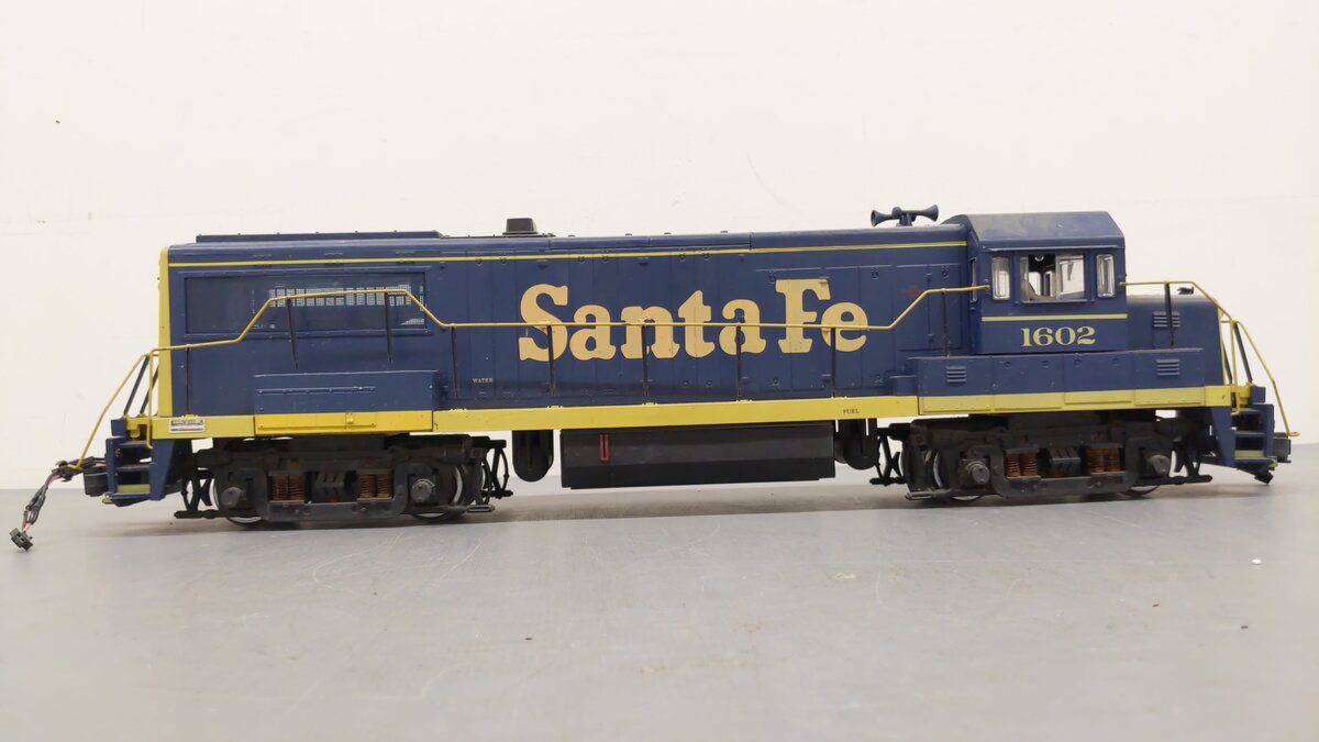 Aristo-Craft 22104 G Scale Santa Fe U25B Diesel Locomotive VG