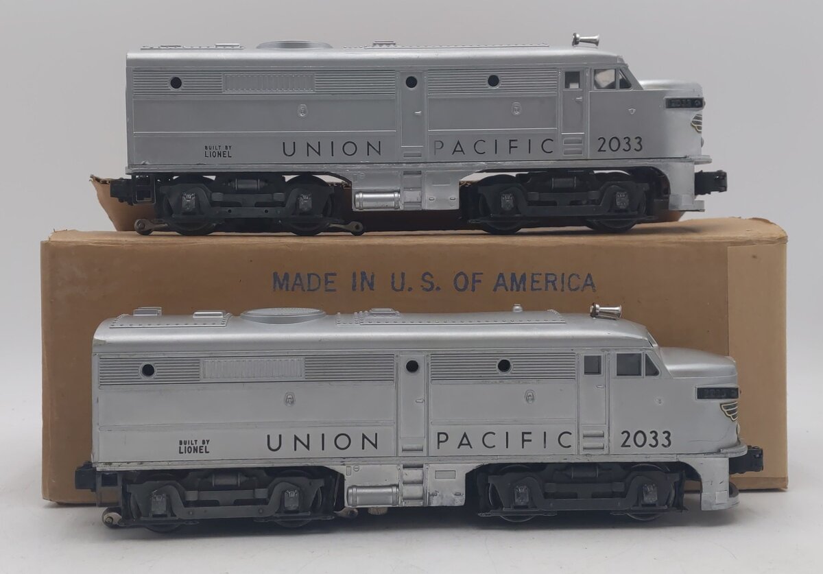 Lionel 2033 Vintage O Union Pacific Alco AA Diesel Locomotive Set EX/Box