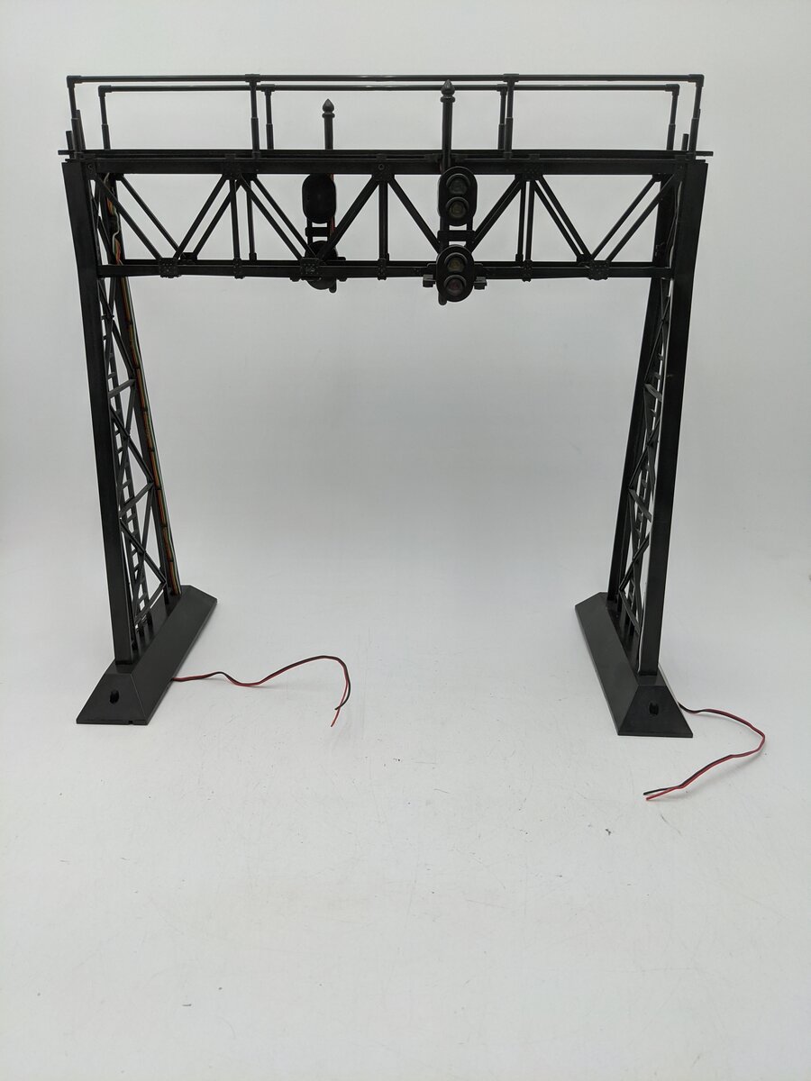 Aristo-Craft 7110 G Gauge Signal Bridge With Lights For 2 Tracks EX