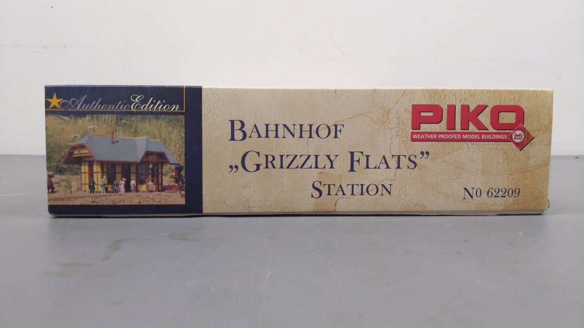 Piko 62209 G Scale Station Grizzly Flats Building Kit EX/Box