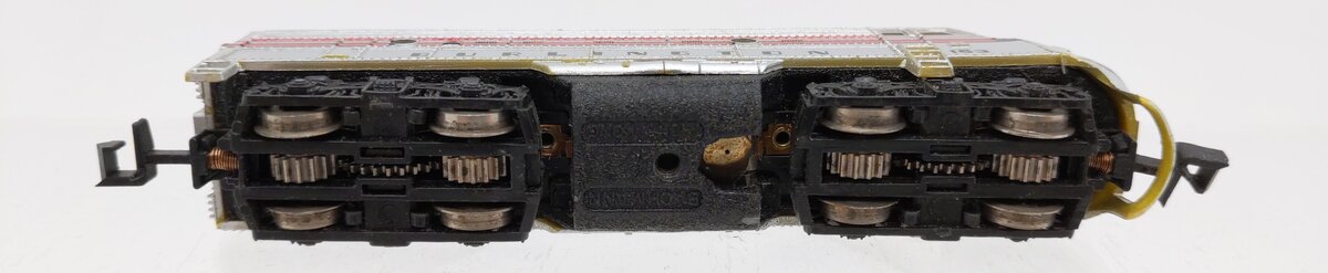 Bachmann 4643 N Scale Burlington Diesel Locomotive #153 VG
